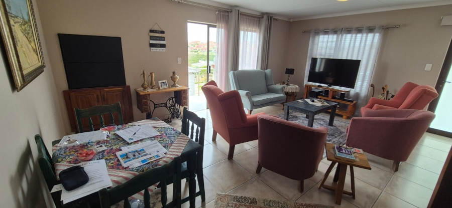 4 Bedroom Property for Sale in Seemeeu Park Western Cape